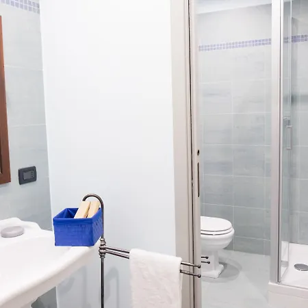 Rambaudi Oda ve Kahvaltı 3*